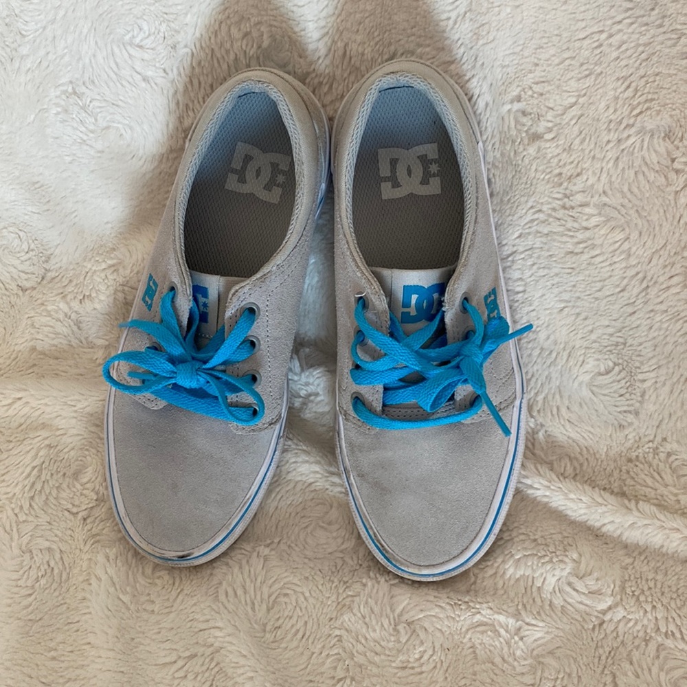 DC skate shoes boys size 3.5